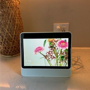Facebook Portal 10.1" Display 1st Gen Smart Hands-Free Video Call Alexa Zoom